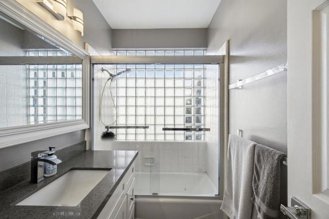 1111 Bay Street 307, San Francisco, CA 94123