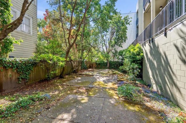 1111 Bay Street 307, San Francisco, CA 94123