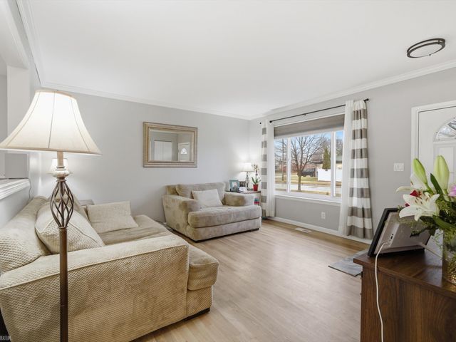 14106 Arden Avenue, Warren, MI 48088