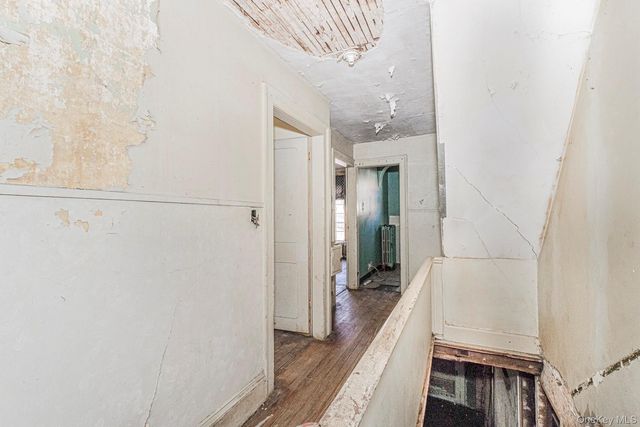 102 wright Street, Staten Island, NY 10304