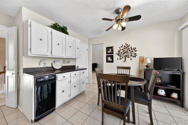 12741 Parkway Estates Drive, St Louis, MO 63146