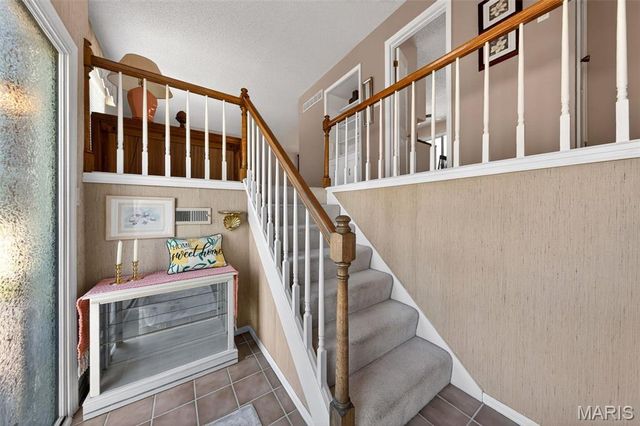 12741 Parkway Estates Drive, St Louis, MO 63146