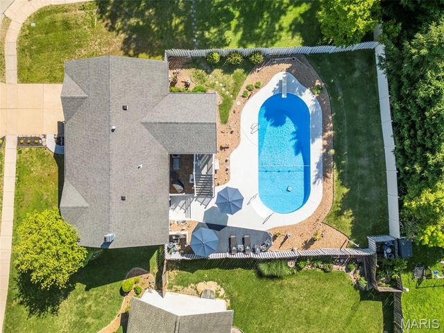12741 Parkway Estates Drive, St Louis, MO 63146