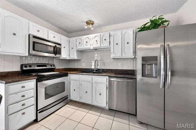 12741 Parkway Estates Drive, St Louis, MO 63146