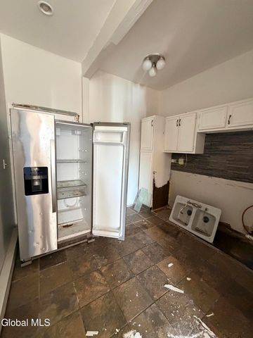 13 Lexington Avenue, Albany, NY 12206
