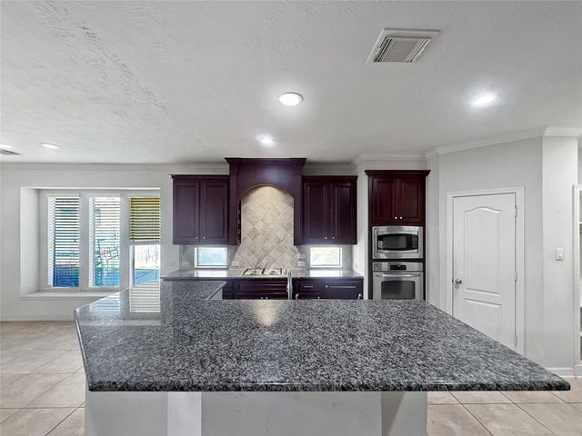 21807 Silver Blueberry Trail, Cypress, TX 77433
