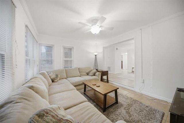 32 Arpege Way NW 32, Atlanta, GA 30327