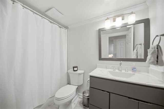 32 Arpege Way NW 32, Atlanta, GA 30327