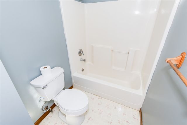 6705 Bethelville Drive, New Carlisle, OH 45344