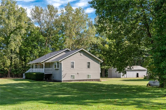 6705 Bethelville Drive, New Carlisle, OH 45344