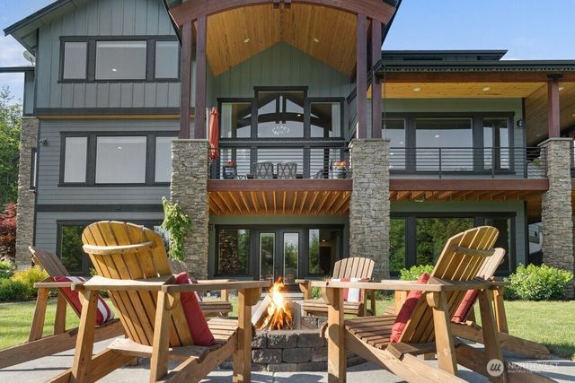 29208 327th Way SE, Ravensdale, WA 98051