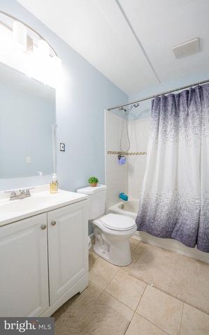 5878 N SEMINOLE TRL, Brightwood, VA 22715
