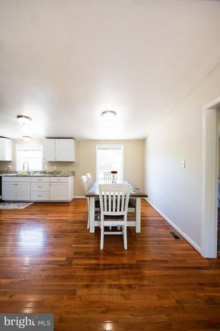 5878 N SEMINOLE TRL, Brightwood, VA 22715
