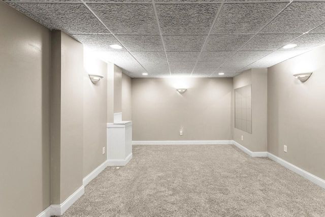 N28W22352 Foxwood LANE, Waukesha, WI 53186