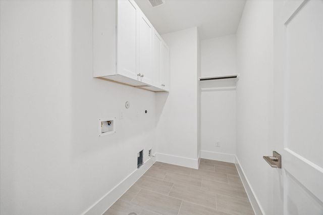 1520 W 21st St A, Houston, TX 77008