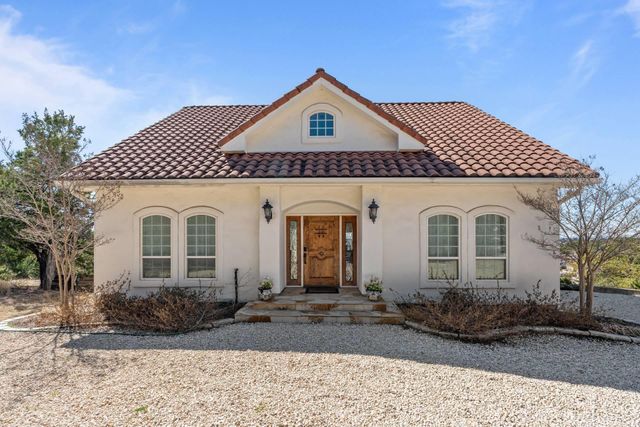 8101 Breeze WAY, Jonestown, TX 78645