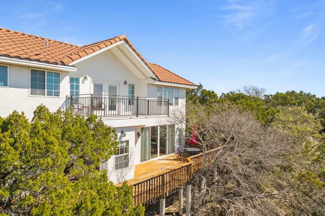 8101 Breeze WAY, Jonestown, TX 78645