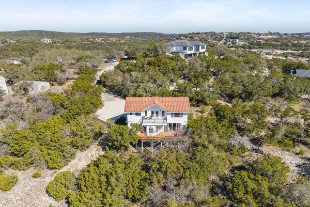 8101 Breeze WAY, Jonestown, TX 78645