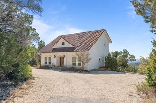 8101 Breeze WAY, Jonestown, TX 78645
