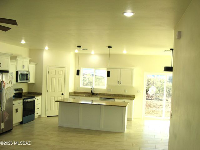 1732 Faro Court, Rio Rico, AZ 85648