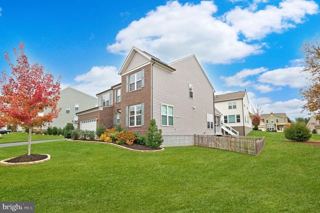 9587 KIMBLETON HALL LOOP, Manassas Park, VA 20111