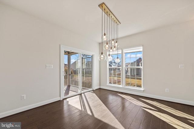 9587 KIMBLETON HALL LOOP, Manassas Park, VA 20111