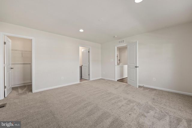 9587 KIMBLETON HALL LOOP, Manassas Park, VA 20111