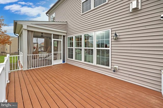 9587 KIMBLETON HALL LOOP, Manassas Park, VA 20111