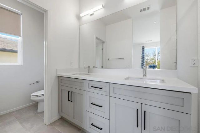 5270 San Bernardo Ter, San Diego, CA 92114