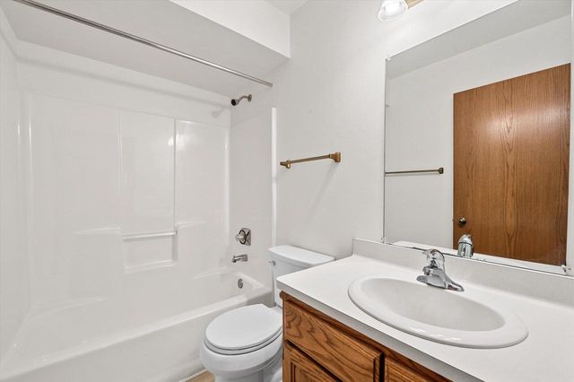 N114W15947 Hilbert LANE, Germantown, WI 53022
