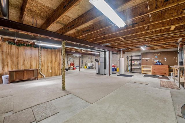 N114W15947 Hilbert LANE, Germantown, WI 53022