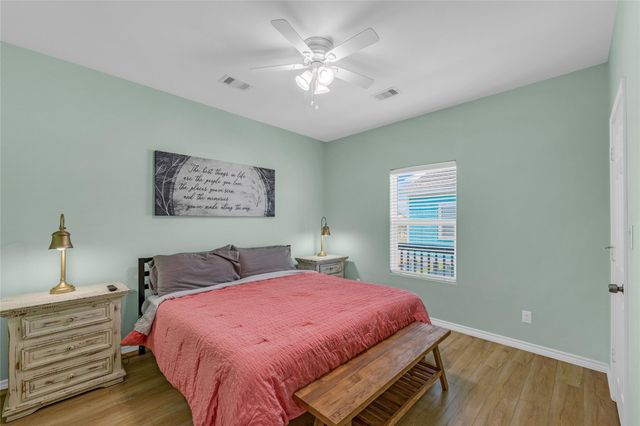 2476 Highway 87, Gilchrist, TX 77617