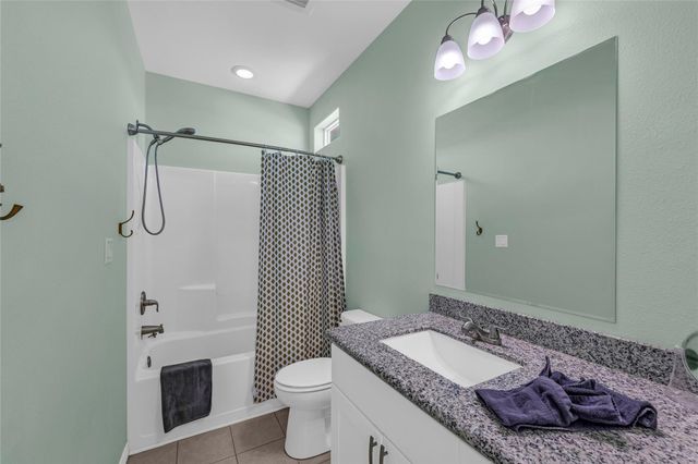 2476 Highway 87, Gilchrist, TX 77617