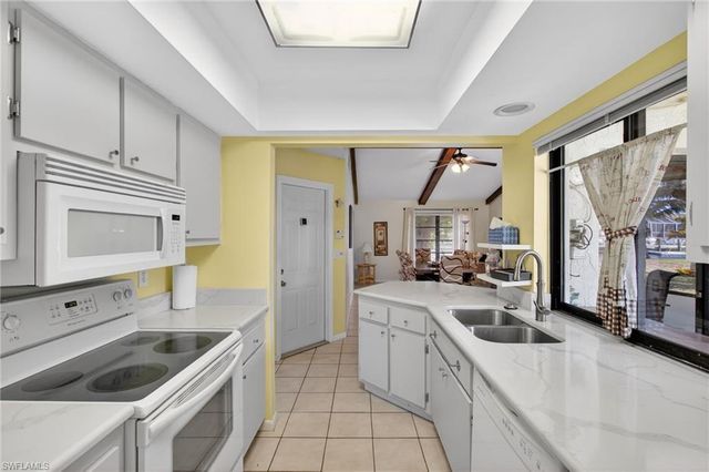 2314 SE 13th ST, Cape Coral, FL 33990