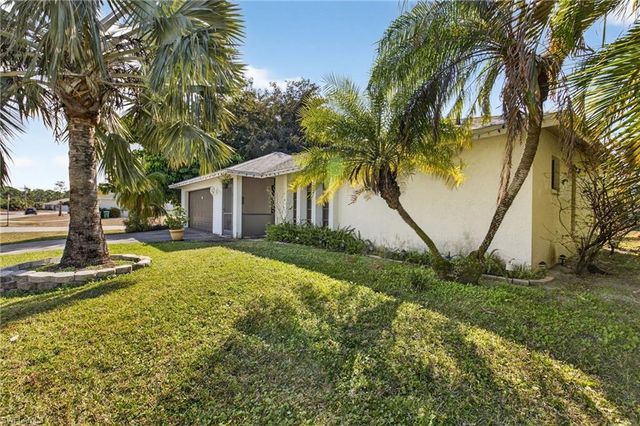 2314 SE 13th ST, Cape Coral, FL 33990