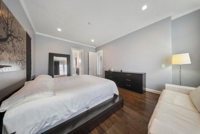 4824 La Branch St B, Houston, TX 77004