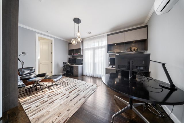 4824 La Branch St B, Houston, TX 77004