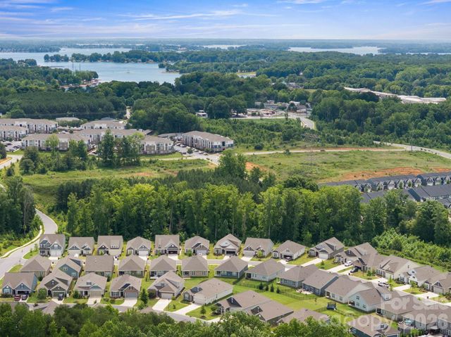 4229 Millstream Road, Denver, NC 28037