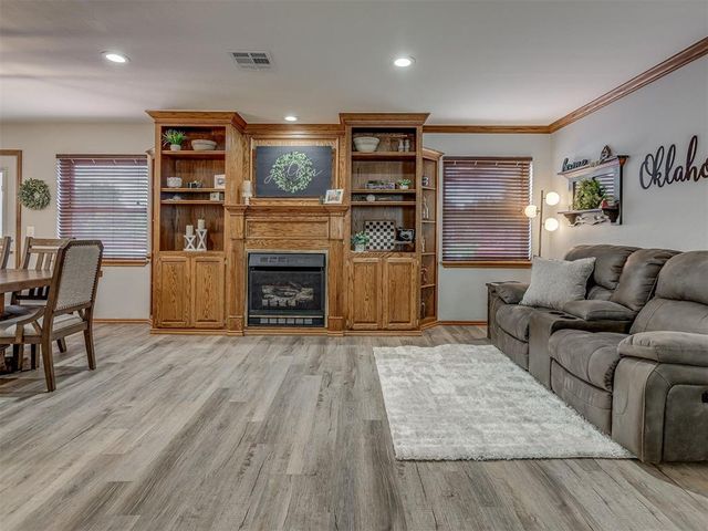 3816 Princeton Avenue, Edmond, OK 73034