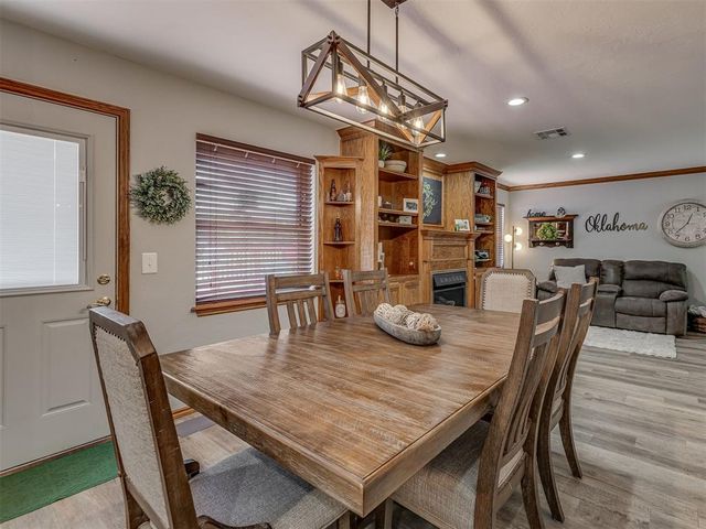 3816 Princeton Avenue, Edmond, OK 73034
