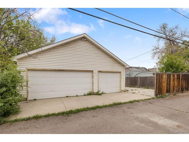 2233 S Fox St, Denver, CO 80223