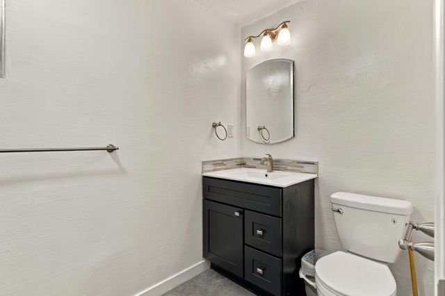 6567 Vicksburg Pl, Stockton, CA 95207