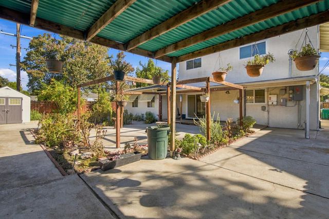 6567 Vicksburg Pl, Stockton, CA 95207