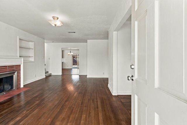 6567 Vicksburg Pl, Stockton, CA 95207