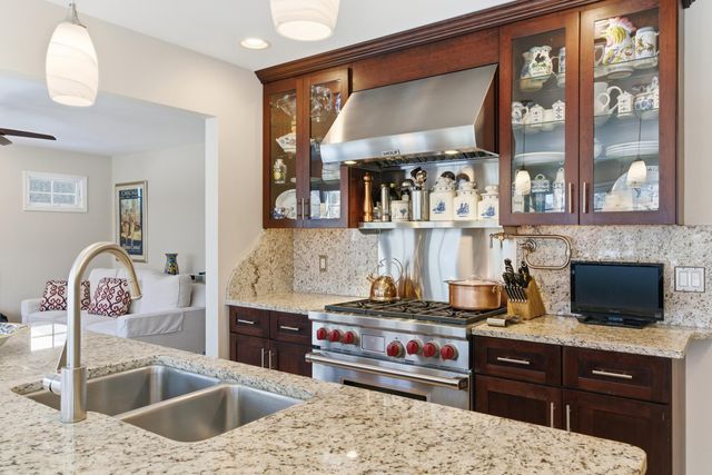 9560 Calumet Avenue, St. John, IN 46373