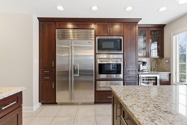 9560 Calumet Avenue, St. John, IN 46373