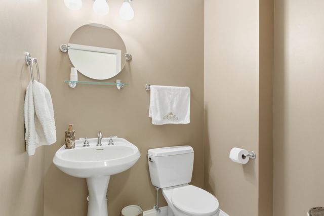 9560 Calumet Avenue, St. John, IN 46373