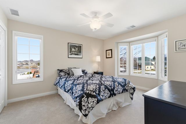 9560 Calumet Avenue, St. John, IN 46373