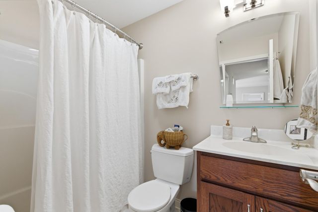 9560 Calumet Avenue, St. John, IN 46373