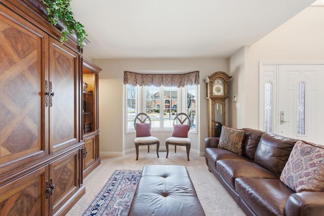 9560 Calumet Avenue, St. John, IN 46373